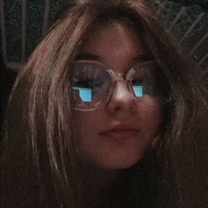 Meet your Posher, Reilly